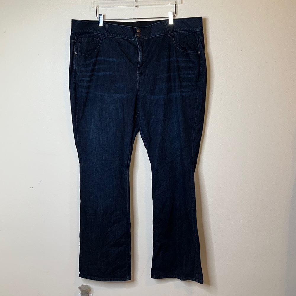 Lane Bryant Sz 28 Long Boot Cut Jean Venezia